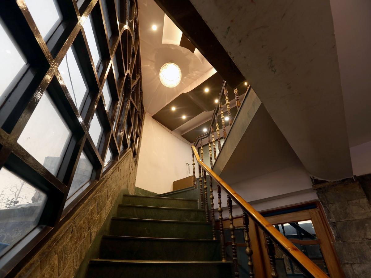 Oyo 3538 Hotel Mahamaya Shimla Buitenkant foto